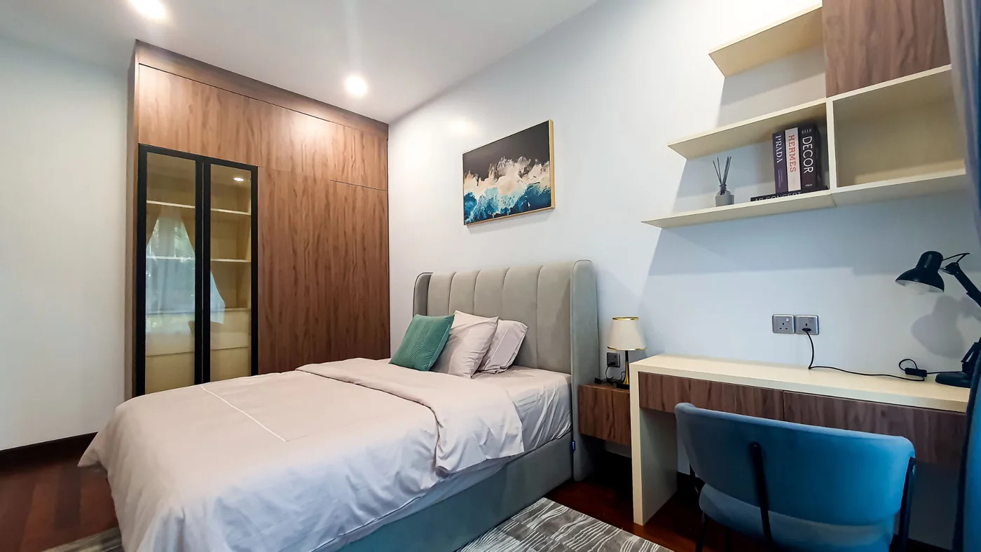 Bedroom with built-in wardrobe at TTDI Heights